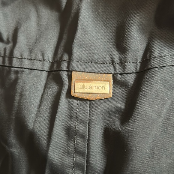 🇨🇦 🥶 🍋 Lululemon Belted Winter Coat 🍋 🥶 - Picture 3 of 7